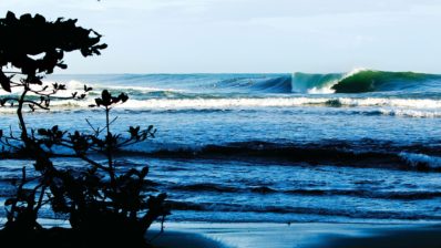 Salsa Brava: Surf Caliente en Costa Rica