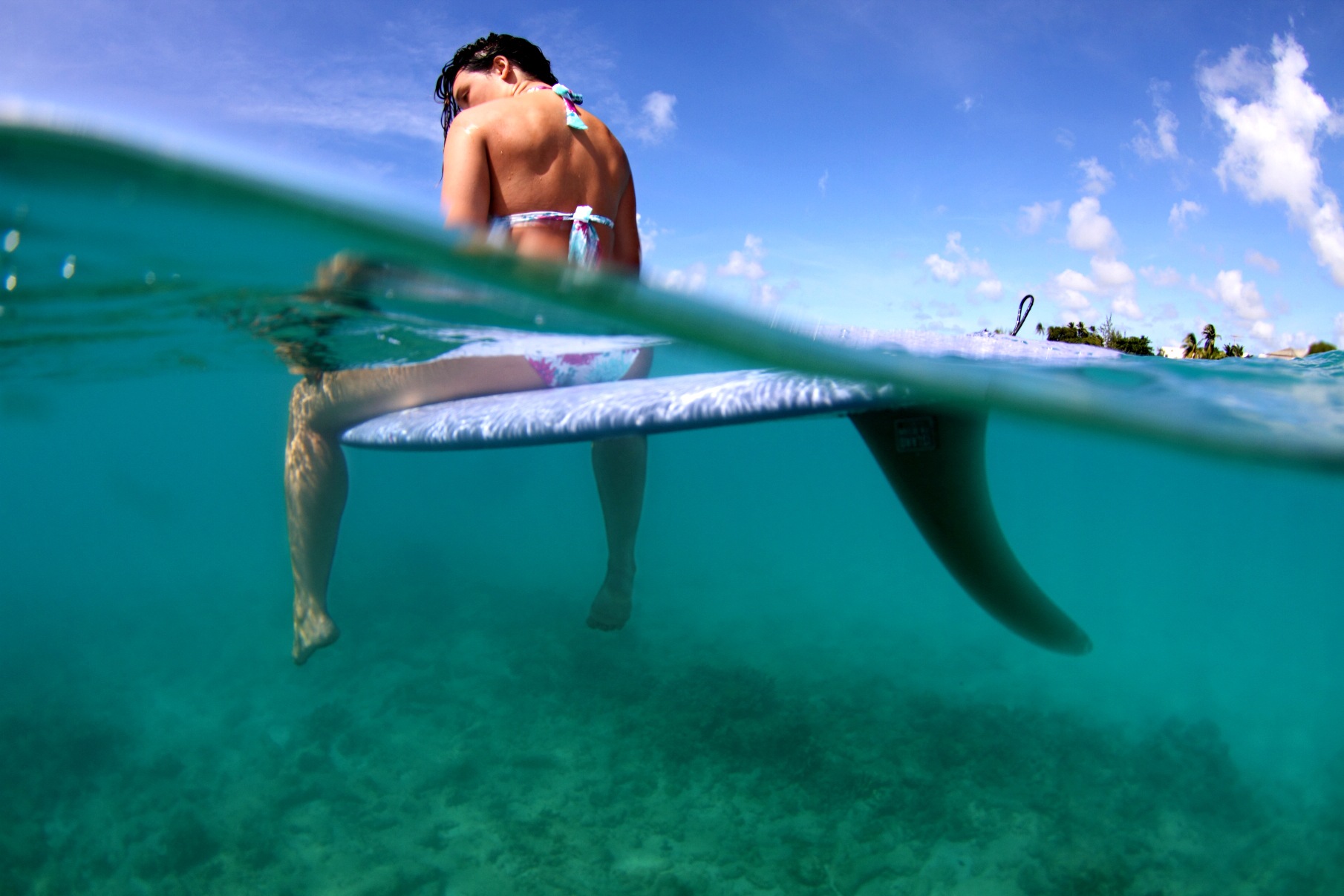 Cómo preparar un viaje de surf en solitario